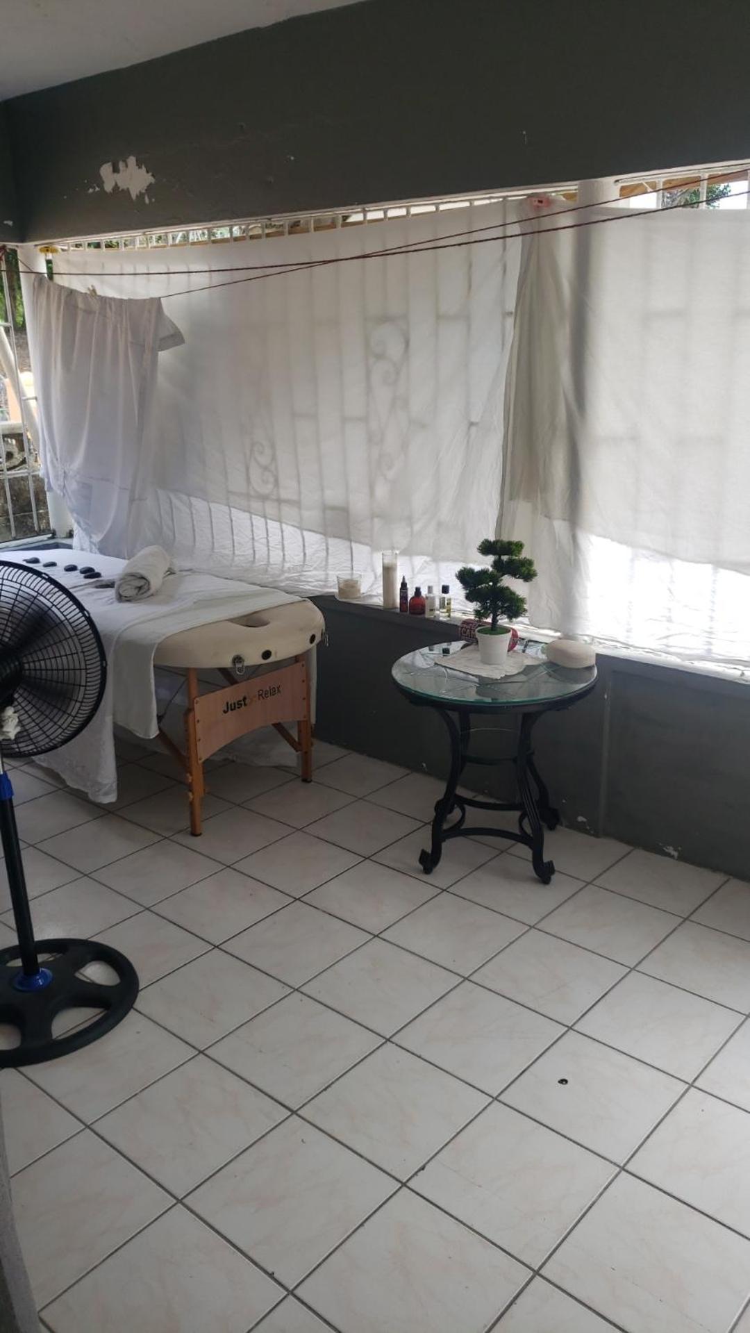Colorful Private Room Oasis Montego Bay Exterior photo